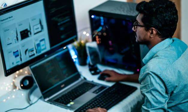 Project Tracker for Freelancers in Notion: The Ultimate Guide (2025)